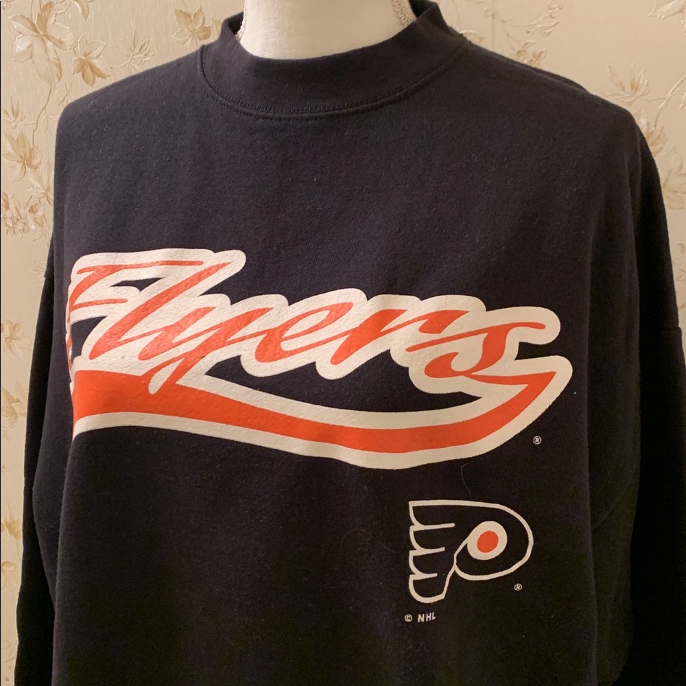Flyers Black Sweatshirt Women’s XL